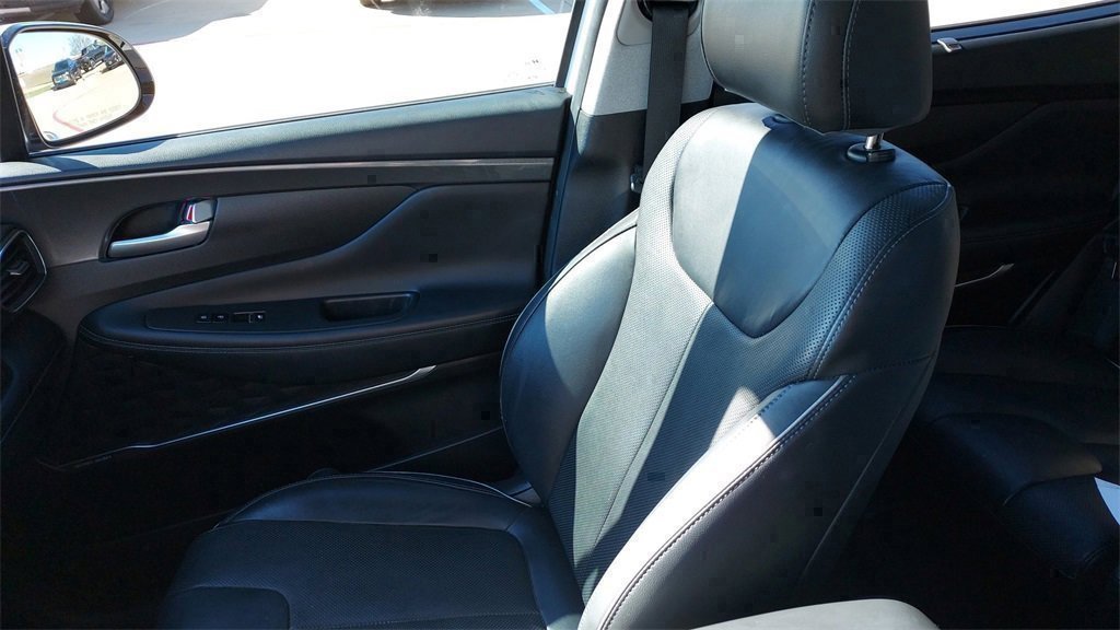 Used 2021 Hyundai Santa Fe Limited image 16