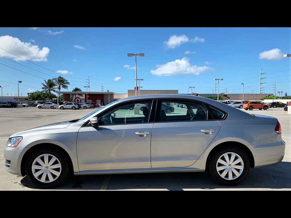 Used 2013 Volkswagen Passat 2.5 S FWD image 8