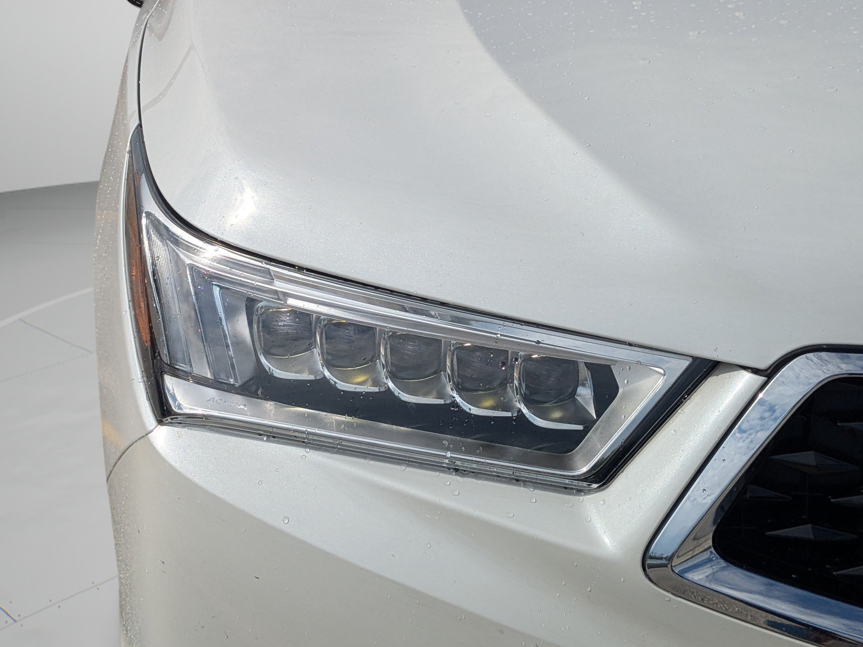 Used 2020 Acura MDX w/ Advance Package FWD image 30