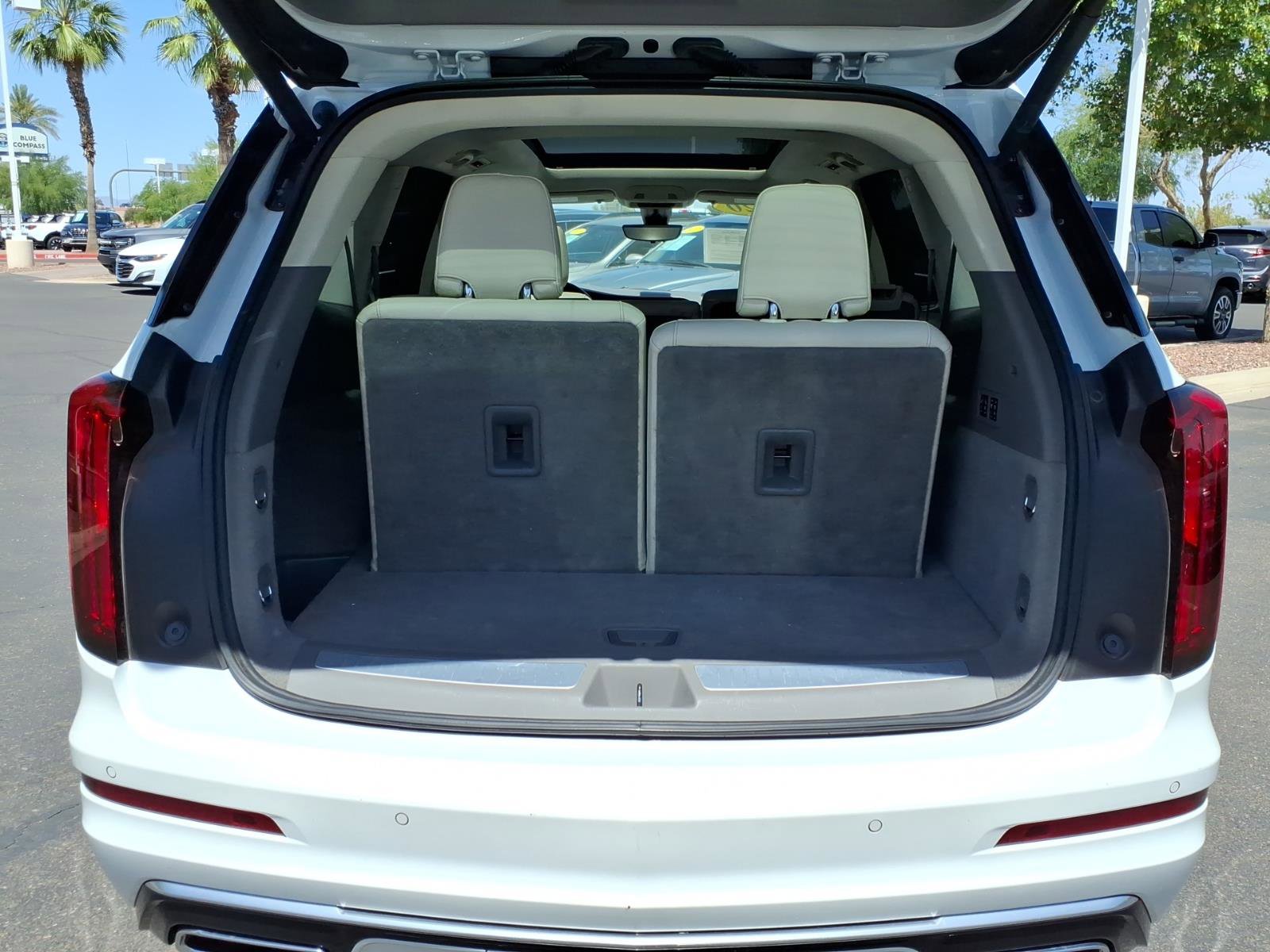 Used 2020 Cadillac XT6 Premium Luxury FWD image 10