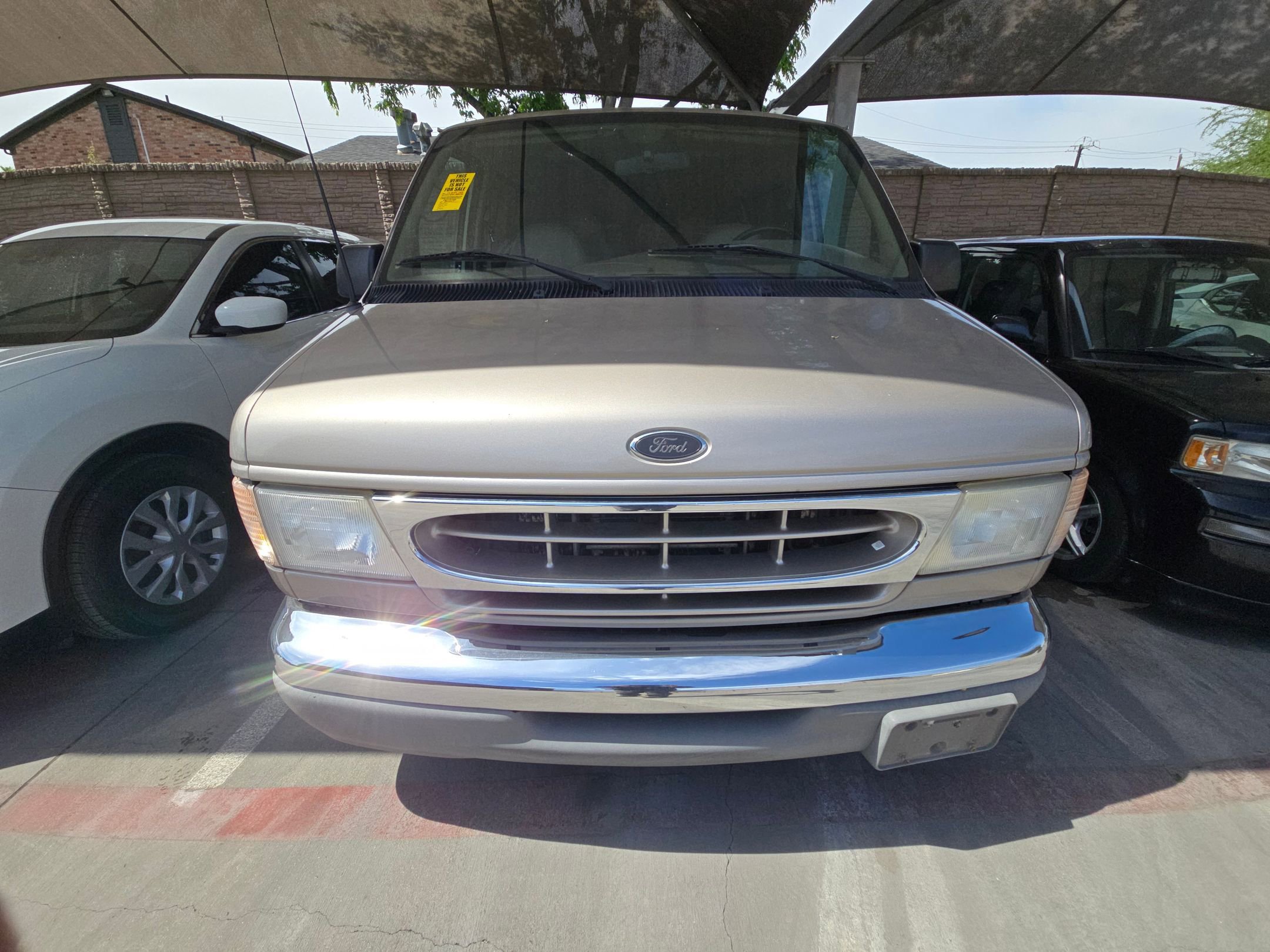 Used 2001 Ford E-150 and Econoline 150 Wagon image 5