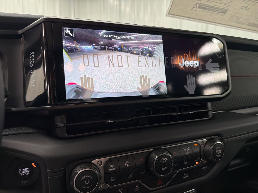 New 2026 Jeep Gladiator Rubicon AWD/4WD image 16