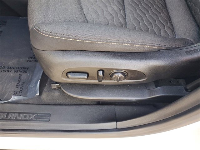 Used 2019 Chevrolet Equinox LT image 14