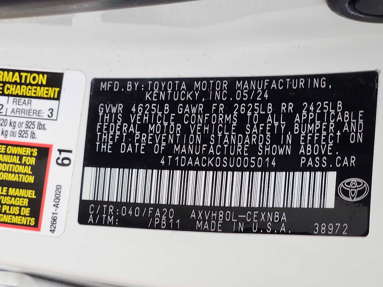 Used 2025 Toyota Camry LE FWD image 25