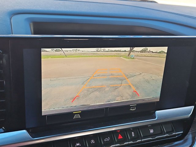 Used 2023 Chevrolet Silverado 1500 LT AWD/4WD image 14