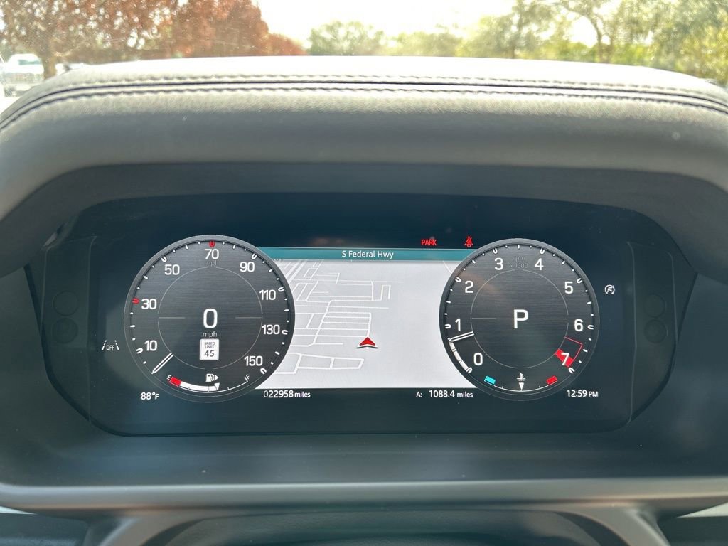 Used 2025 Land Rover Defender 110 S image 25