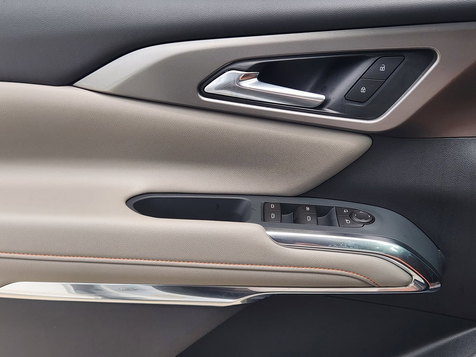 New 2026 Chevrolet Traverse LT FWD image 19