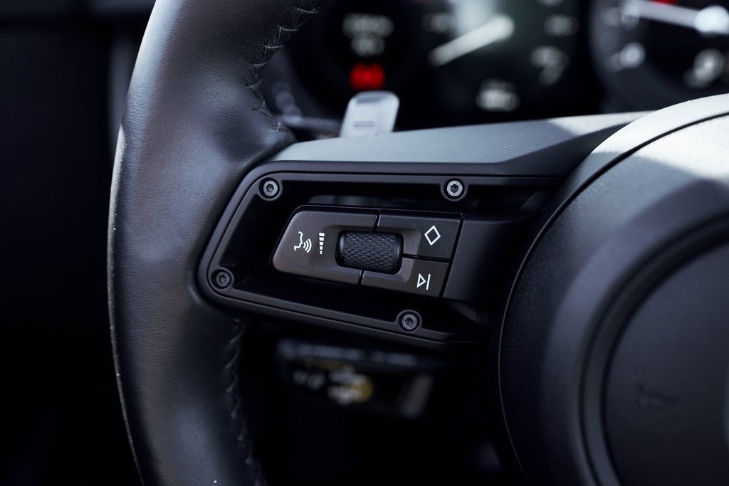 Used 2024 Porsche 911 Carrera 4S image 42