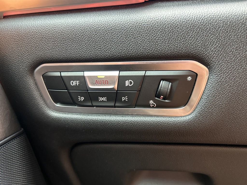 Used 2022 BMW X5 xDrive40i w/ Premium Package image 29