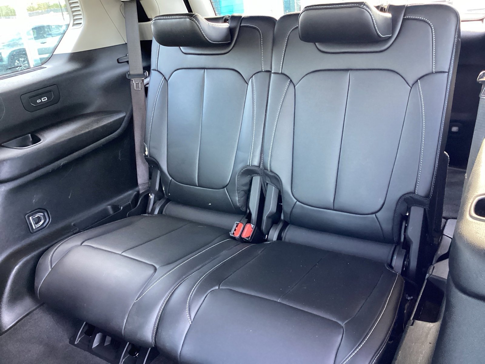 Used 2021 Jeep Grand Cherokee L Limited image 14