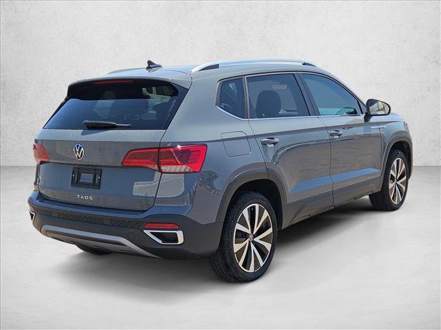 Used 2024 Volkswagen Taos SE FWD image 5