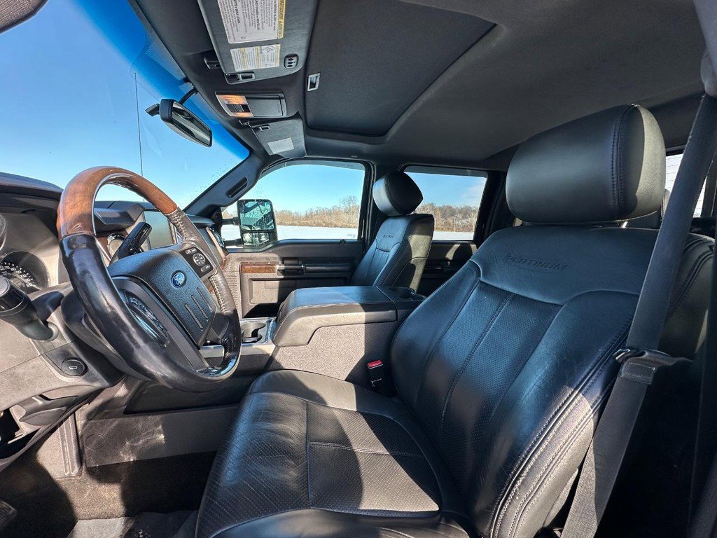 Used 2016 Ford F350 Platinum w/ Platinum Package image 12