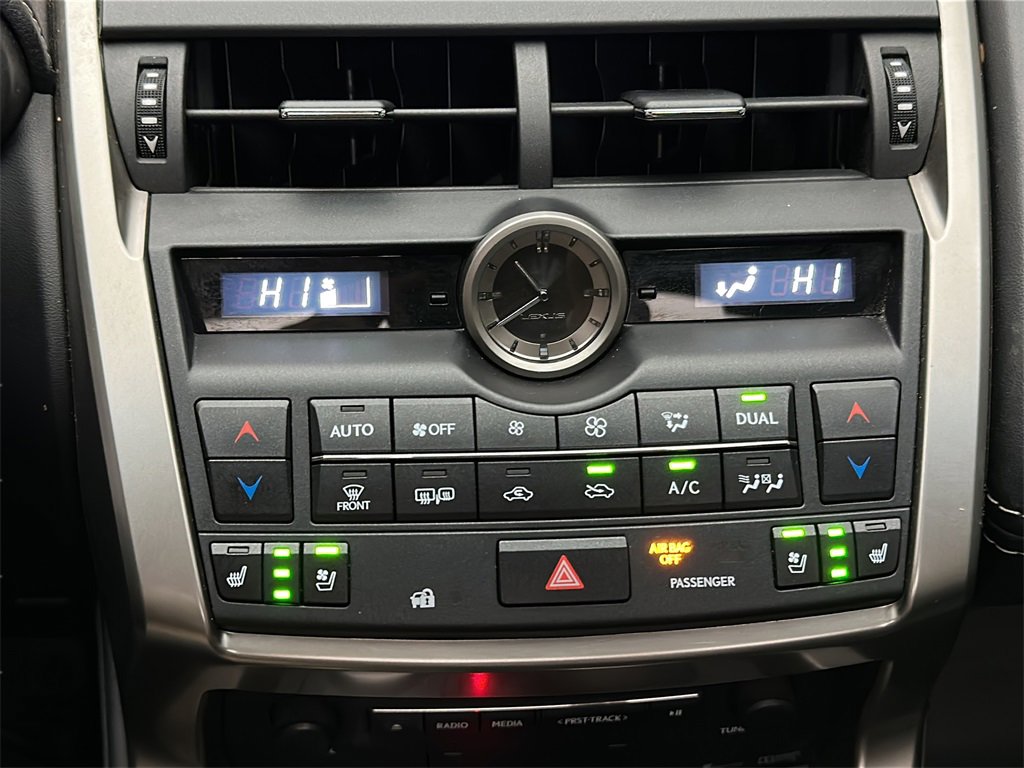 Used 2015 Lexus NX 300h AWD image 27