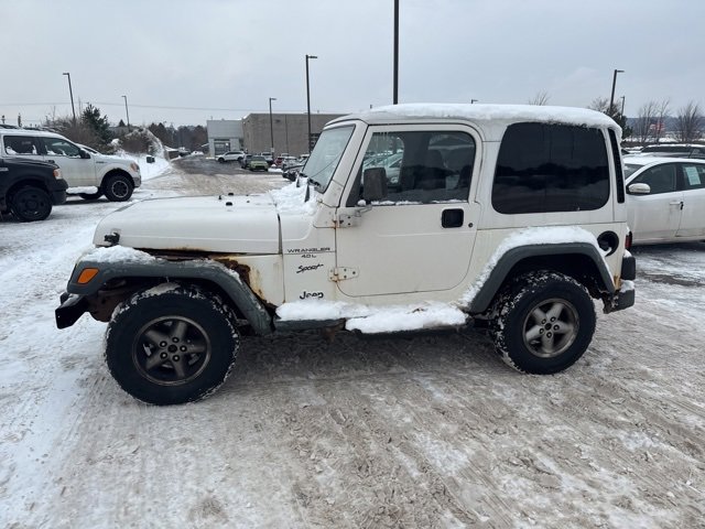 Used 2000 Jeep Wrangler Sport image 2