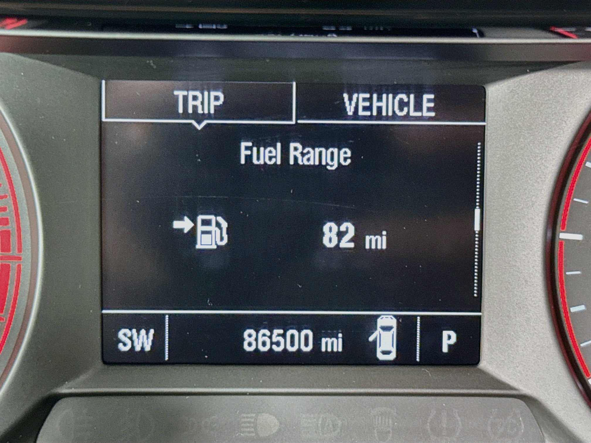 Used 2024 Chevrolet Trax RS FWD image 14