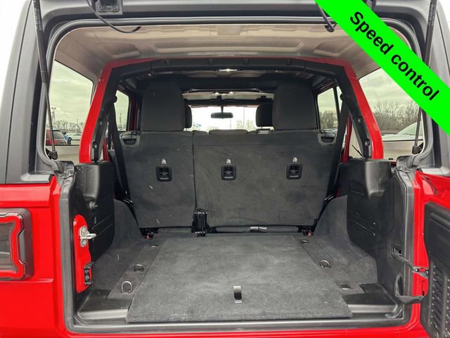 Used 2021 Jeep Wrangler Unlimited Sahara image 33