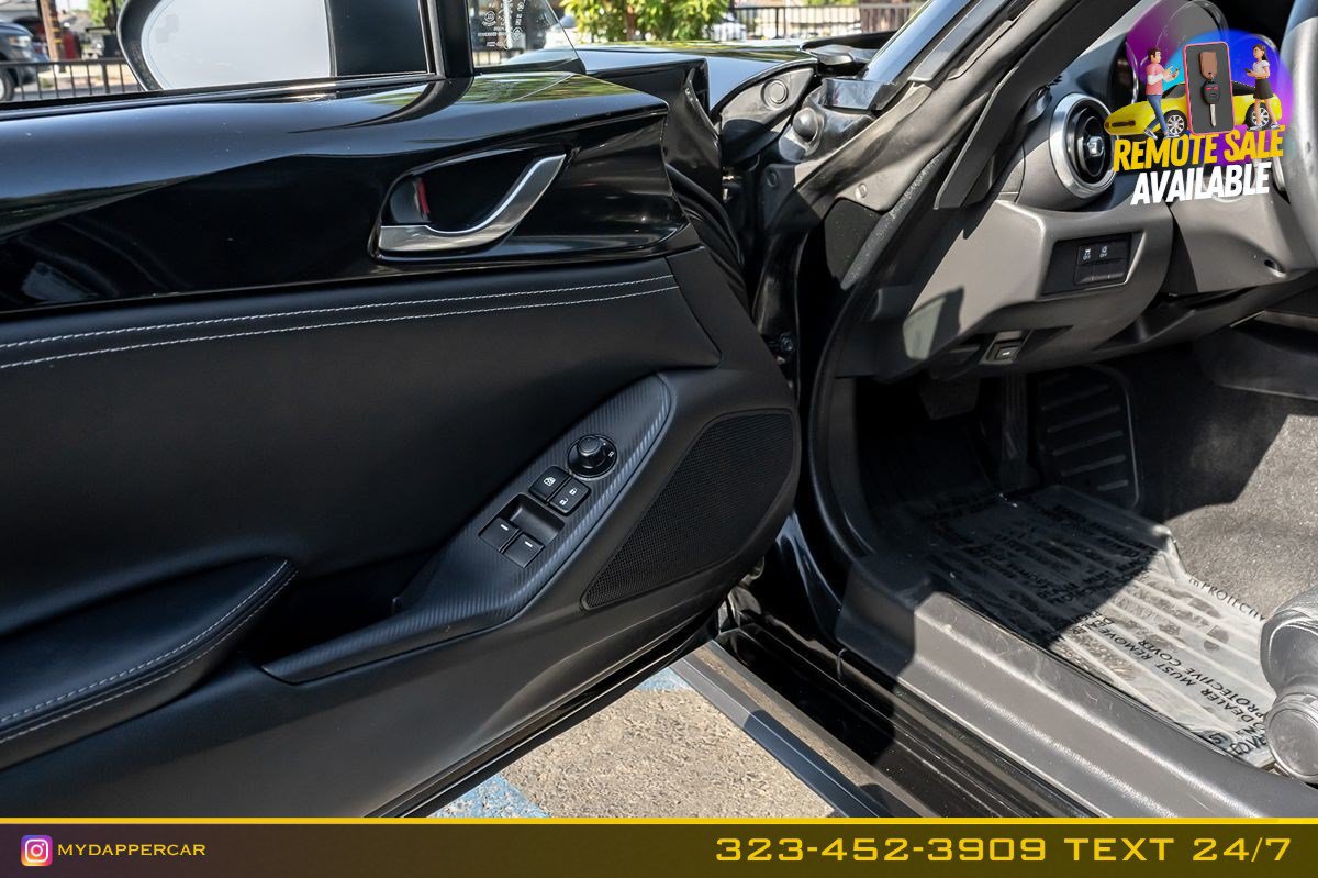 Used 2022 MAZDA MX-5 Miata Grand Touring w/ Weather Package RWD image 14