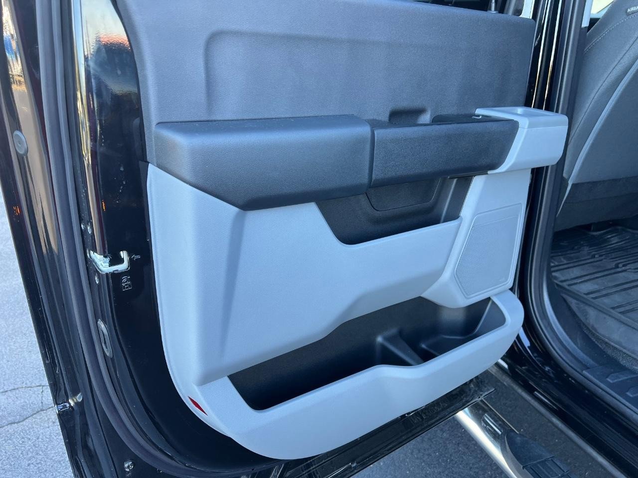 Used 2025 Ford F350 XL w/ XL Driver Assist Package image 23