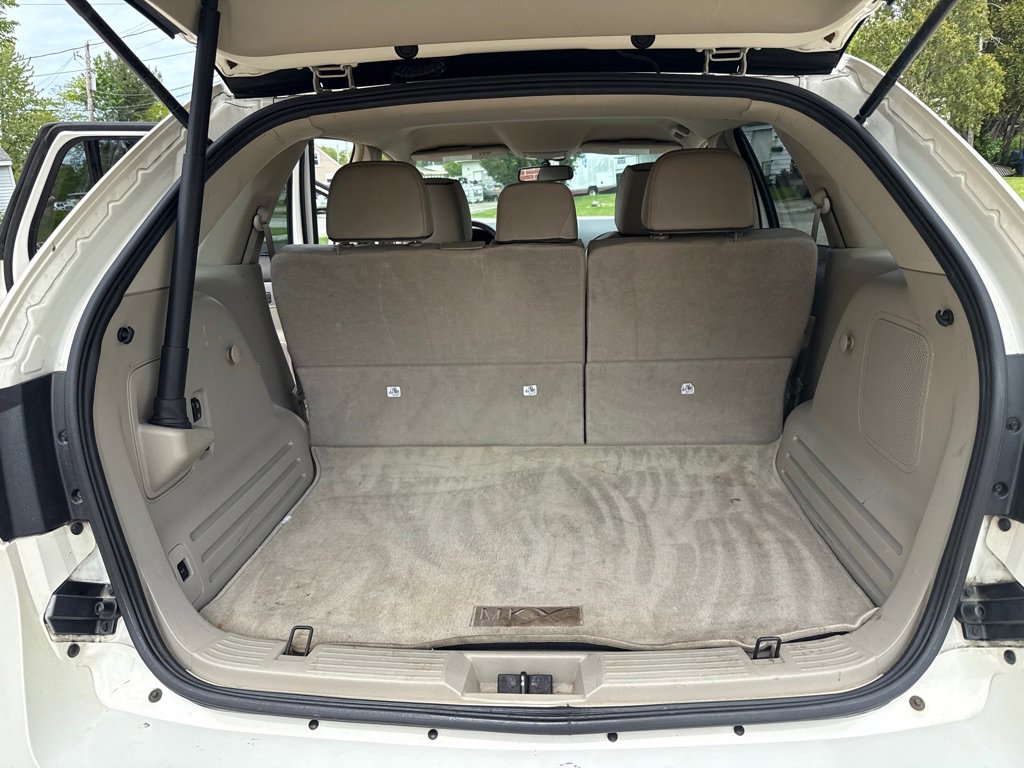 Used 2012 Lincoln MKX AWD image 14