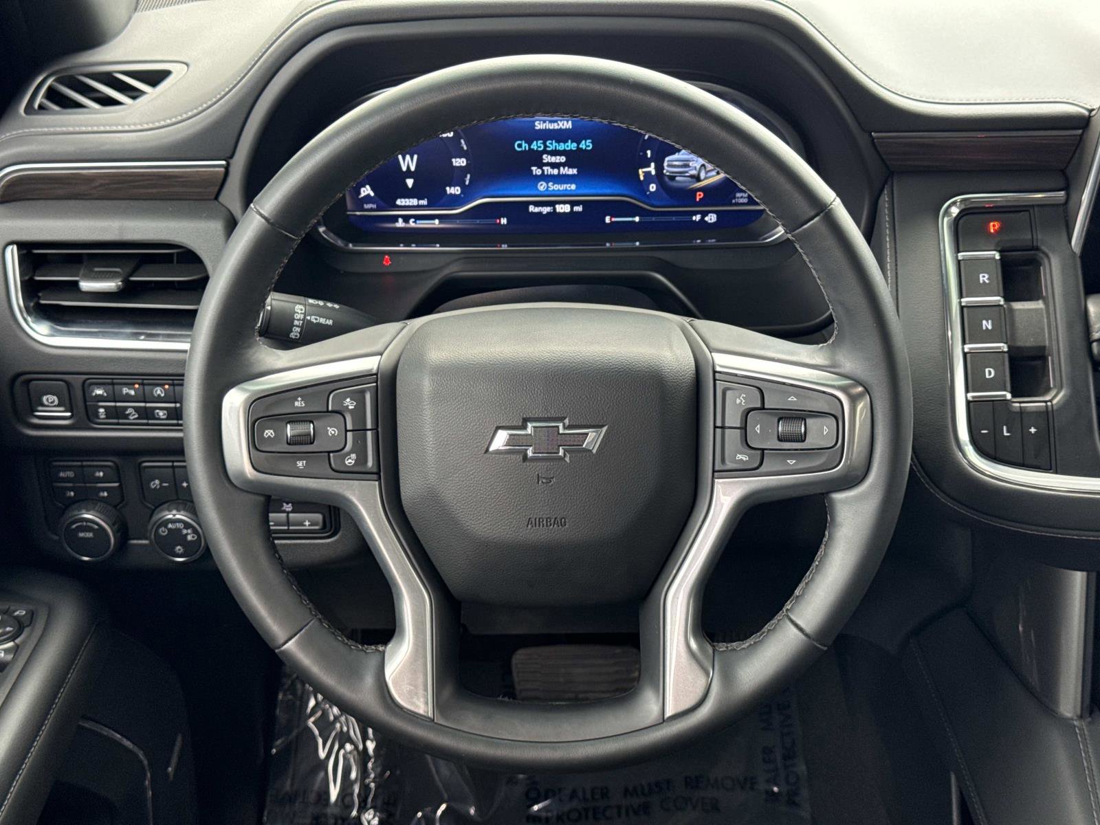 Used 2024 Chevrolet Tahoe Z71 w/ Luxury Package image 10