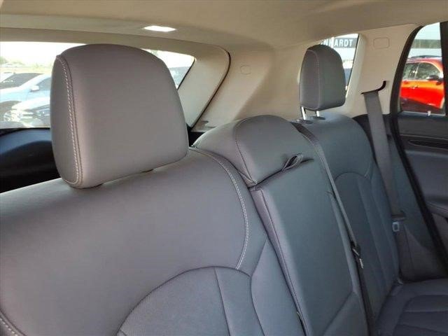 Certified 2020 Buick Envision Premium w/ Driver Confidence Package image 15