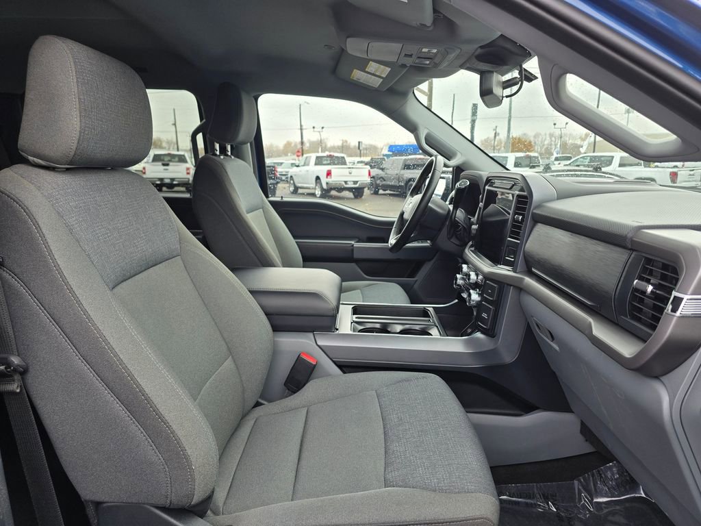 Used 2025 Ford F150 XLT w/ Equipment Group 302A MID image 10