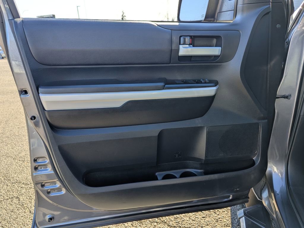 Used 2018 Toyota Tundra SR5 w/ TRD Off Road Package image 10