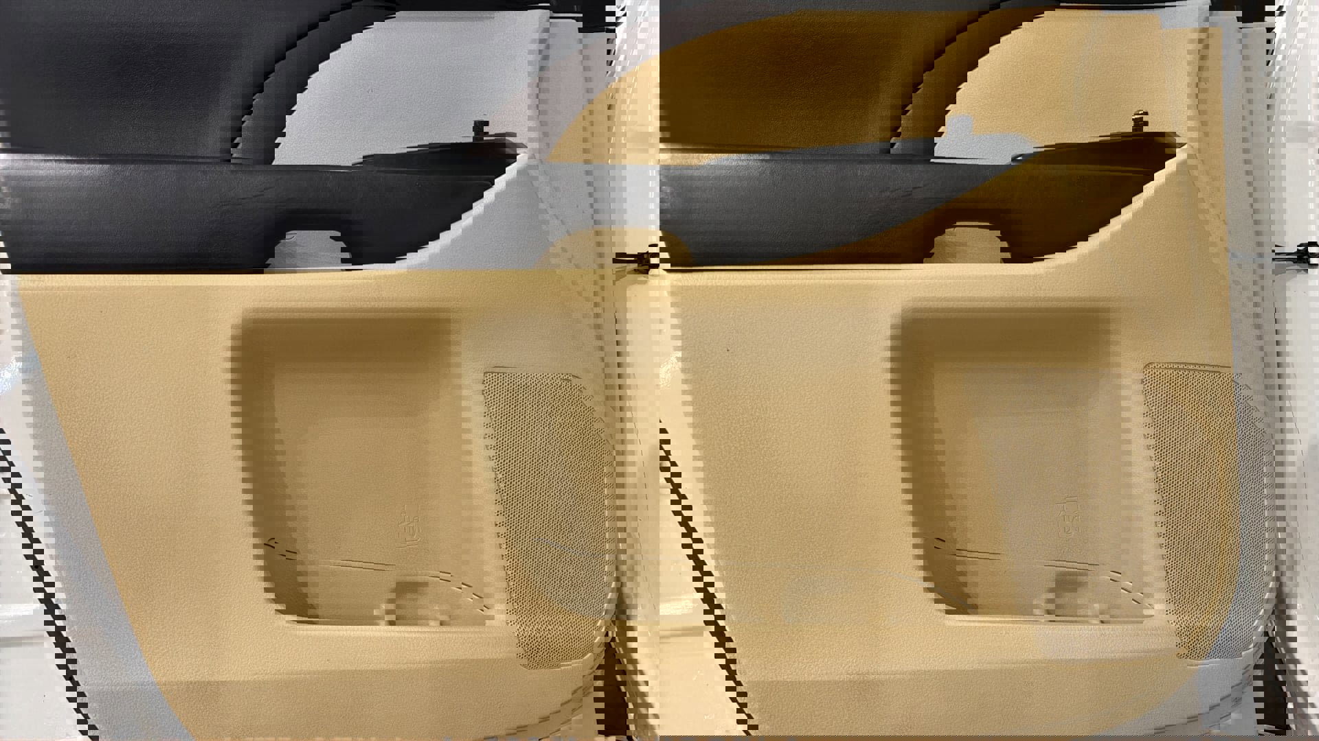 Used 2017 Toyota Highlander XLE AWD/4WD image 21