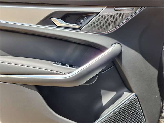 Used 2026 Jaguar F-PACE R-Dynamic S image 17