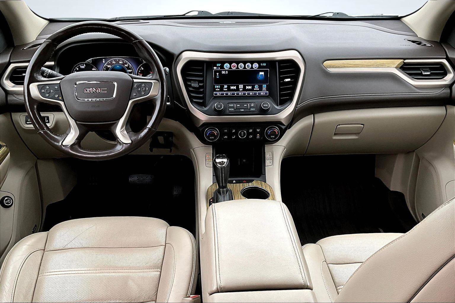 Used 2019 GMC Acadia Denali w/ Technology Package image 16
