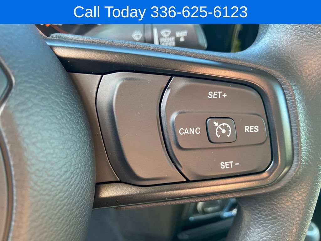 New 2026 Jeep Gladiator Sport AWD/4WD image 18