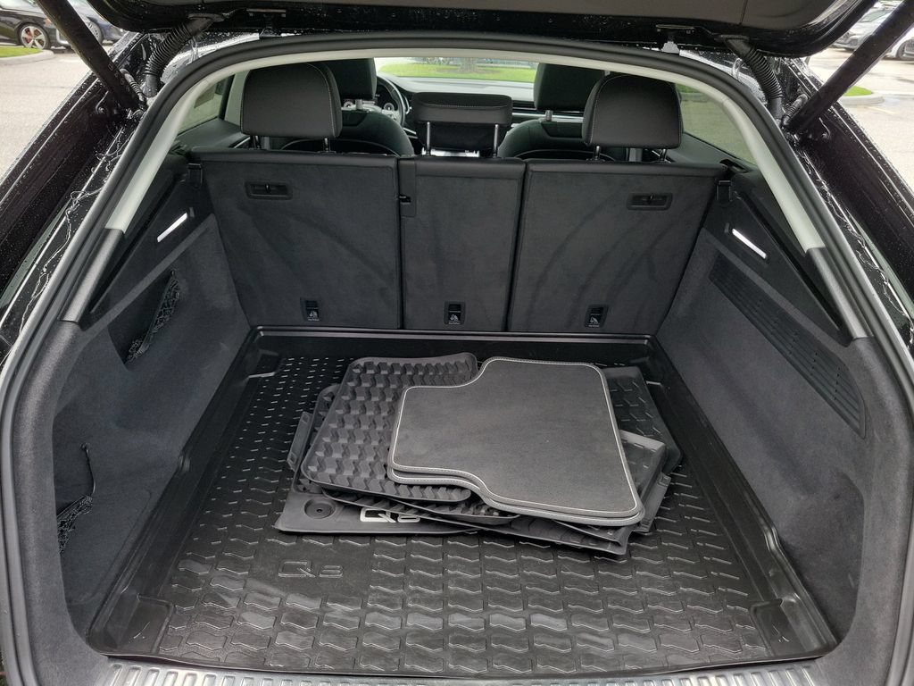 Certified 2023 Audi Q8 Premium Plus w/ Premium Plus Package AWD/4WD image 30
