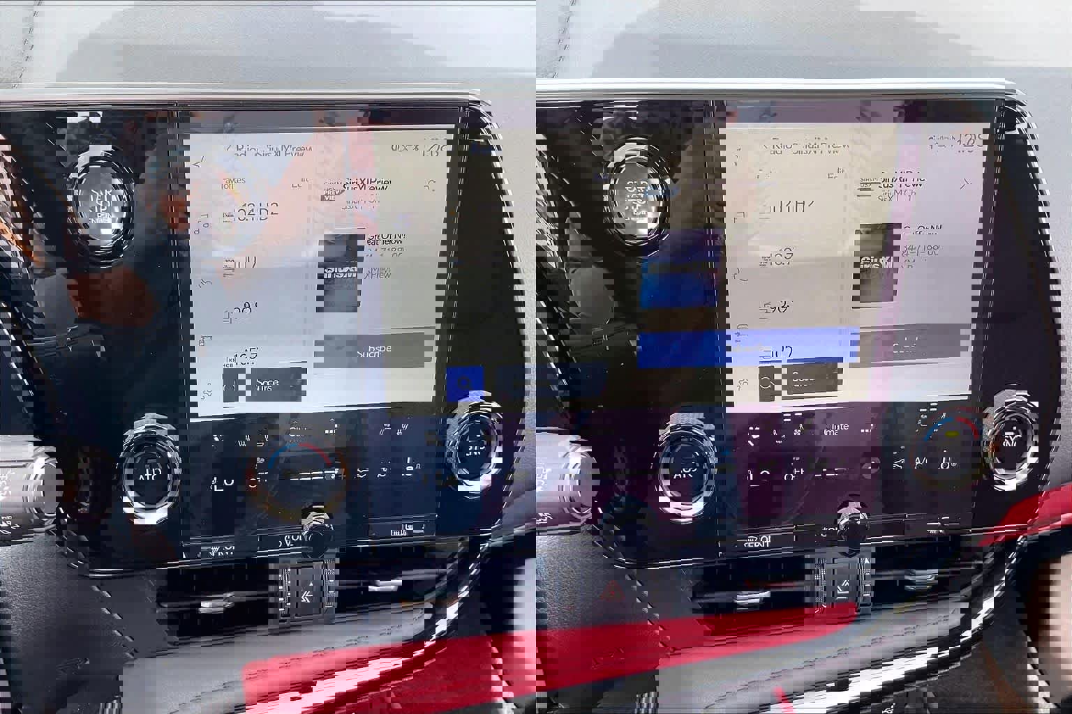 Used 2025 Lexus NX 250 FWD w/ Towing Package (2000 Lbs) image 31