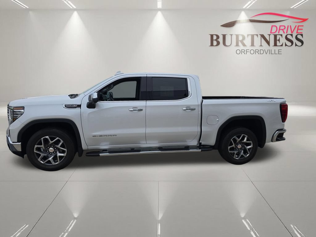 Certified 2023 GMC Sierra 1500 SLT w/ SLT Convenience Package AWD/4WD image 11