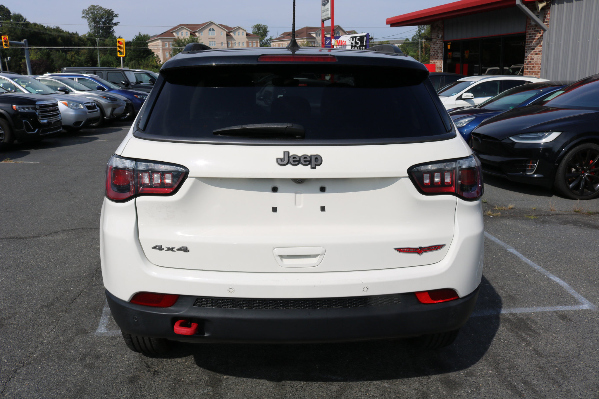 Used 2017 Jeep Compass Trailhawk w/ Leather Interior Group image 4