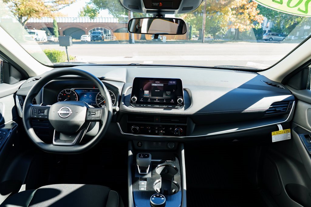 New 2026 Nissan Rogue S image 8