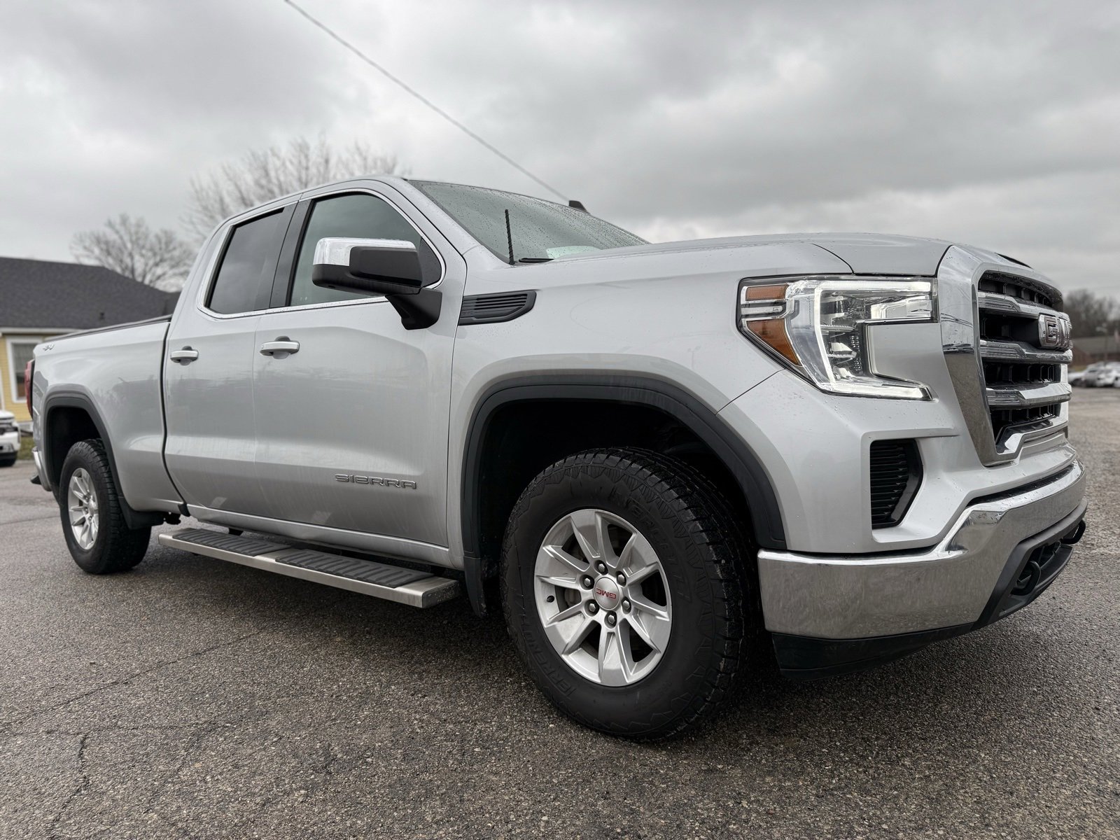 Used 2021 GMC Sierra 1500 SLE image 9