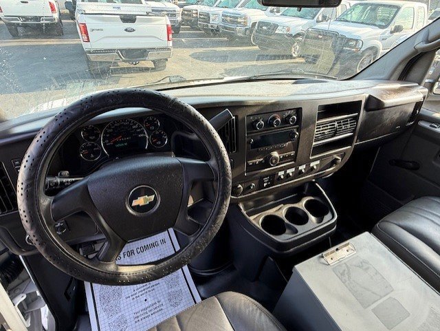 Used 2013 Chevrolet Express 2500 image 17