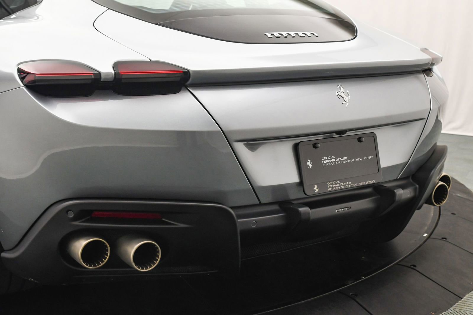 Certified 2023 Ferrari Roma image 22