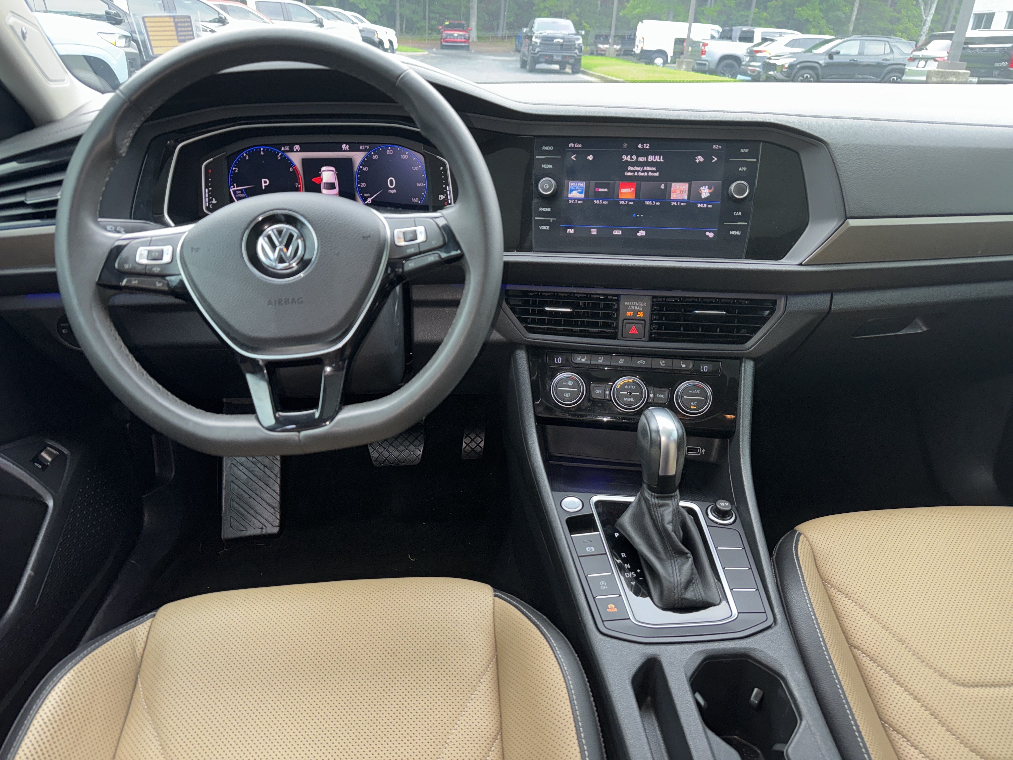 Used 2020 Volkswagen Jetta SEL Premium FWD image 19