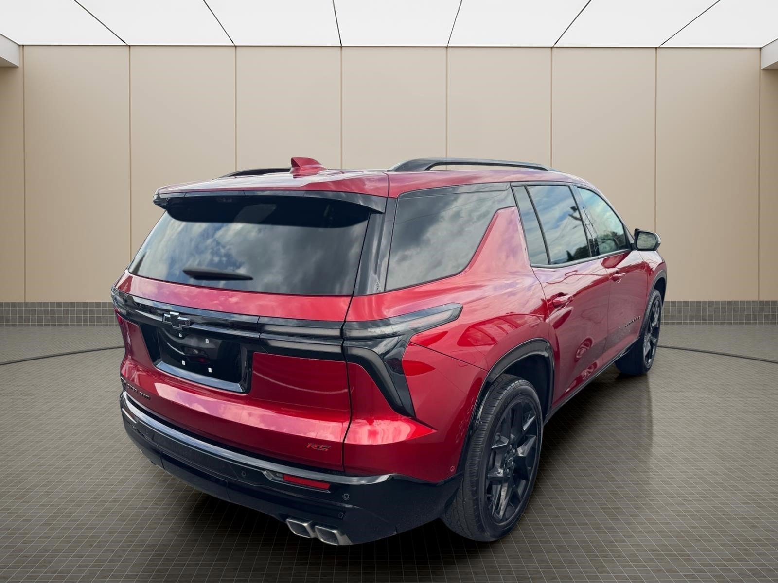 Used 2024 Chevrolet Traverse RS AWD/4WD image 14