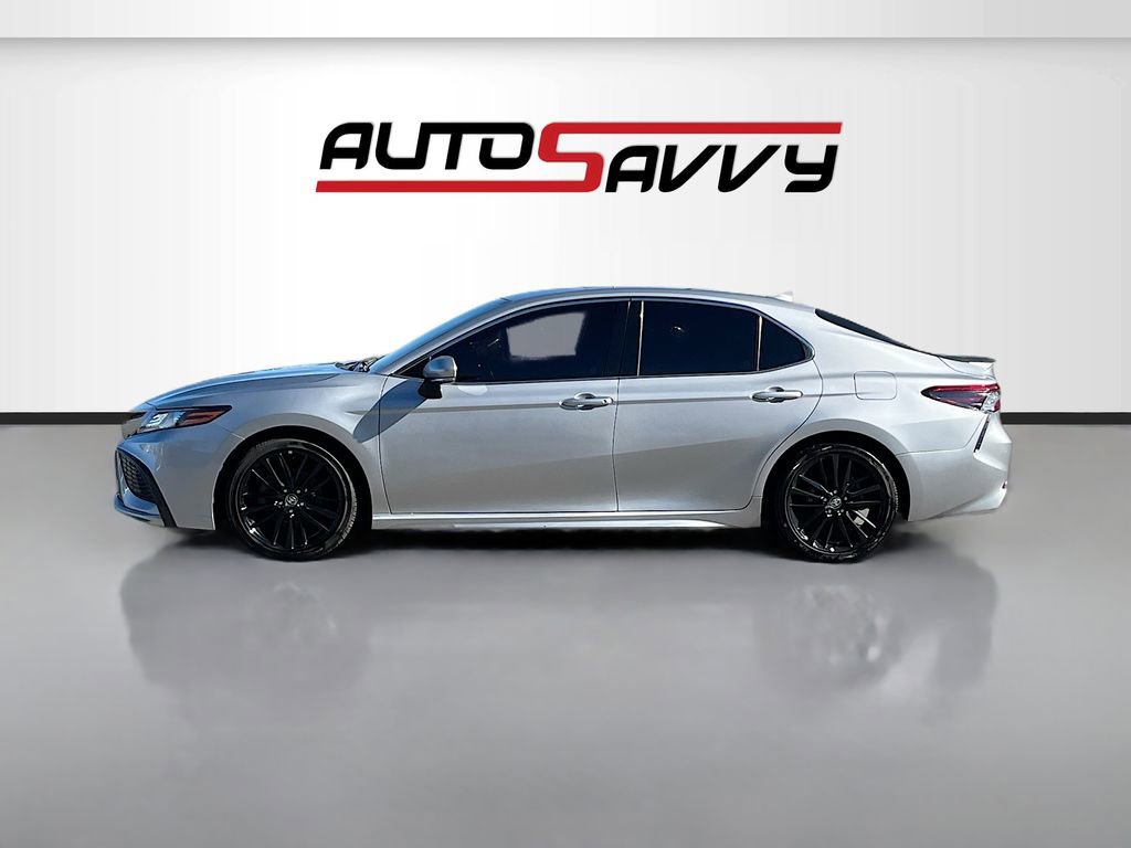 Used 2021 Toyota Camry XSE image 4