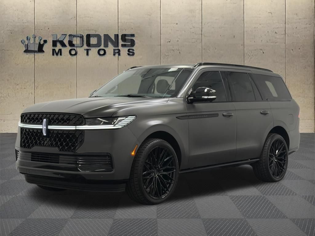 New 2025 Lincoln Navigator Black Label AWD/4WD image 1