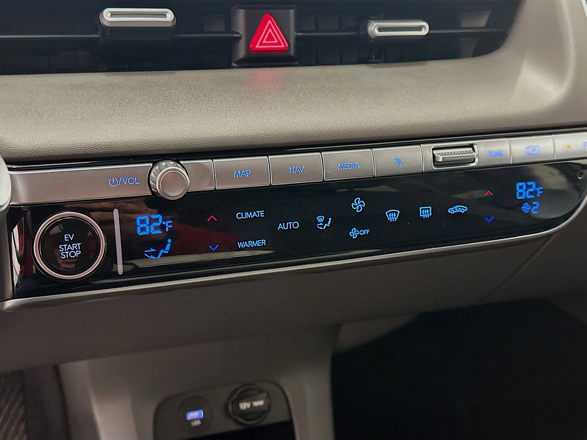 Used 2024 Hyundai Ioniq 5 SEL image 24