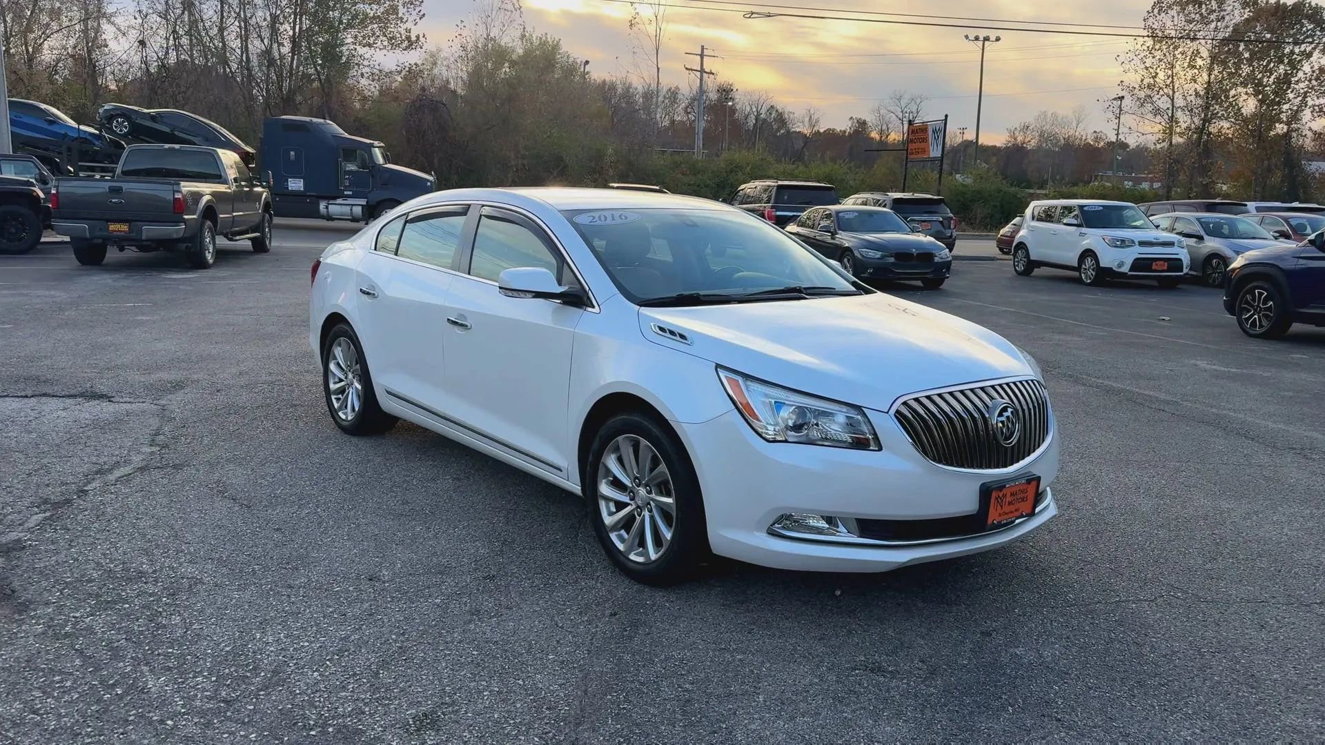 Used 2016 Buick LaCrosse Leather image 2