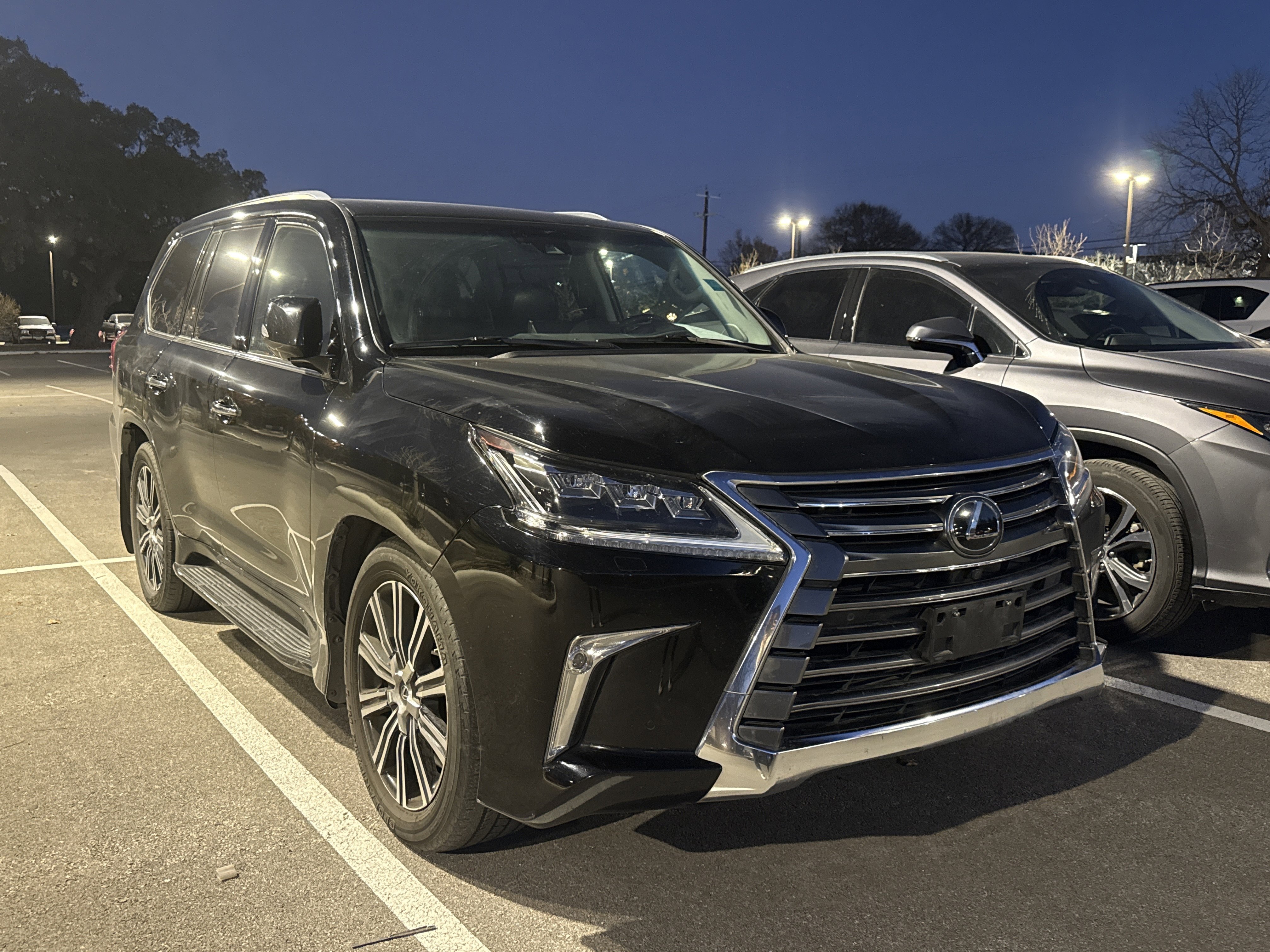Used 2019 Lexus LX 570 4WD