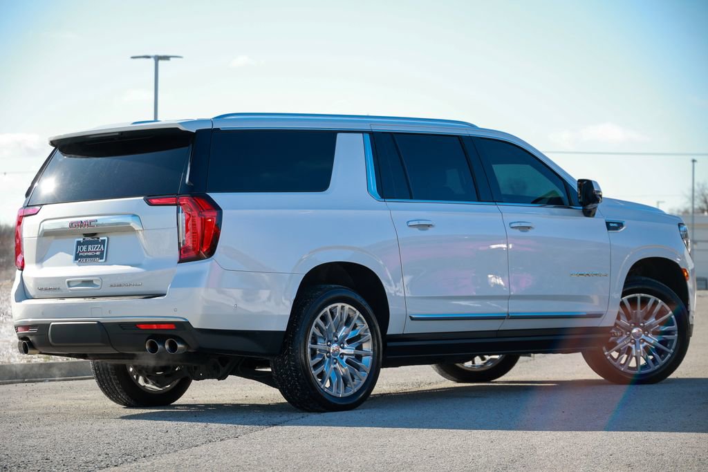 Used 2024 GMC Yukon XL Denali w/ Advanced Technology Package image 30