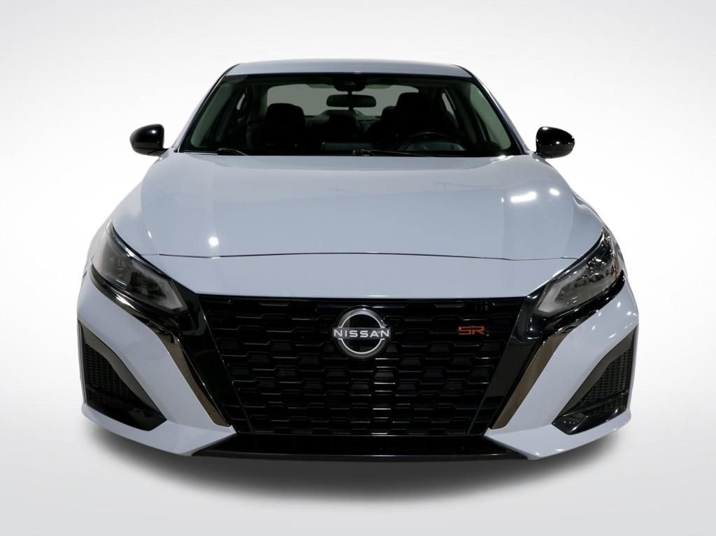 Used 2023 Nissan Altima 2.5 SR image 10