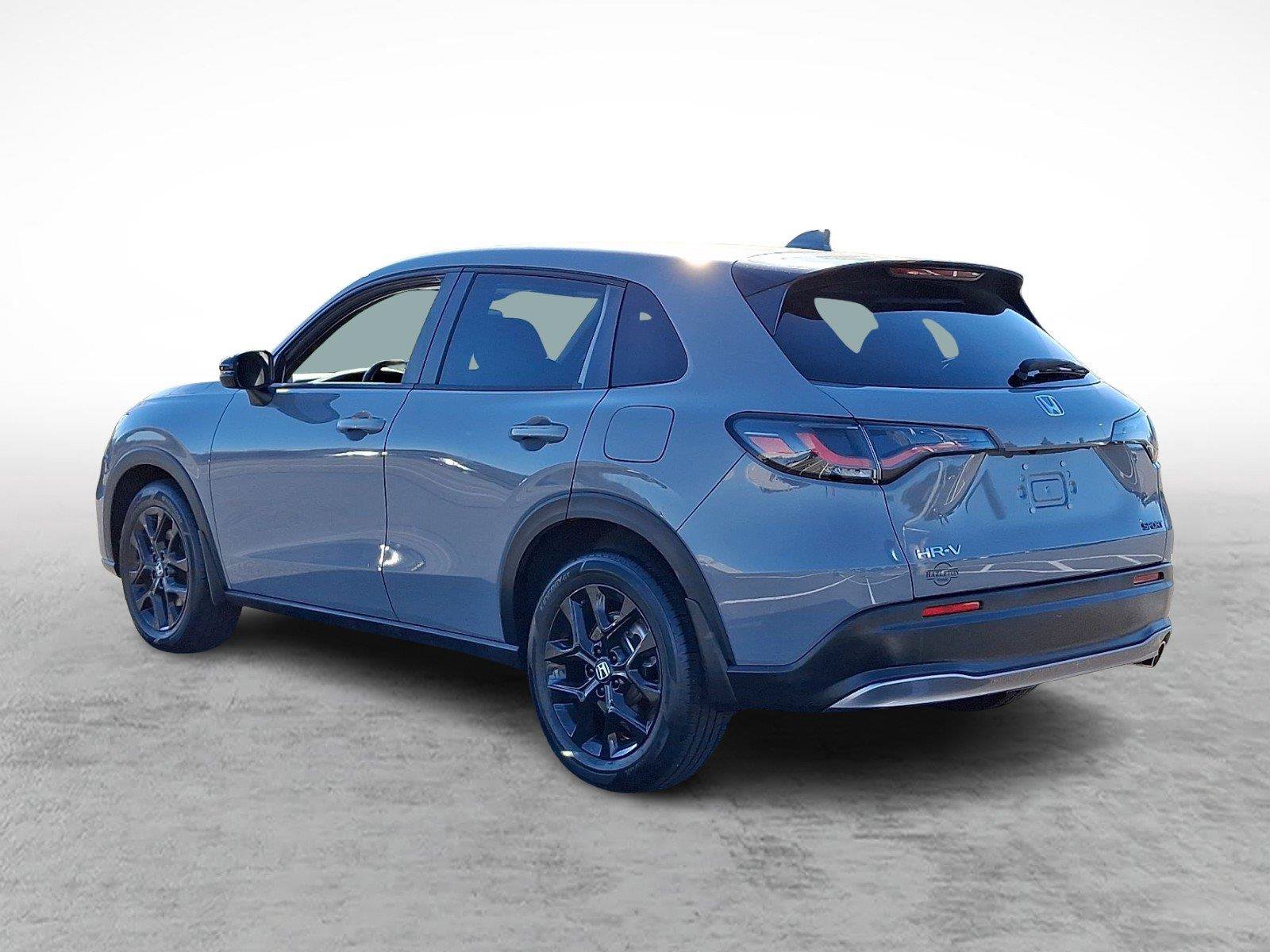 Used 2024 Honda HR-V Sport image 4