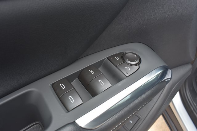 New 2026 Chevrolet Traverse LT w/ Driver Confidence Package FWD image 12